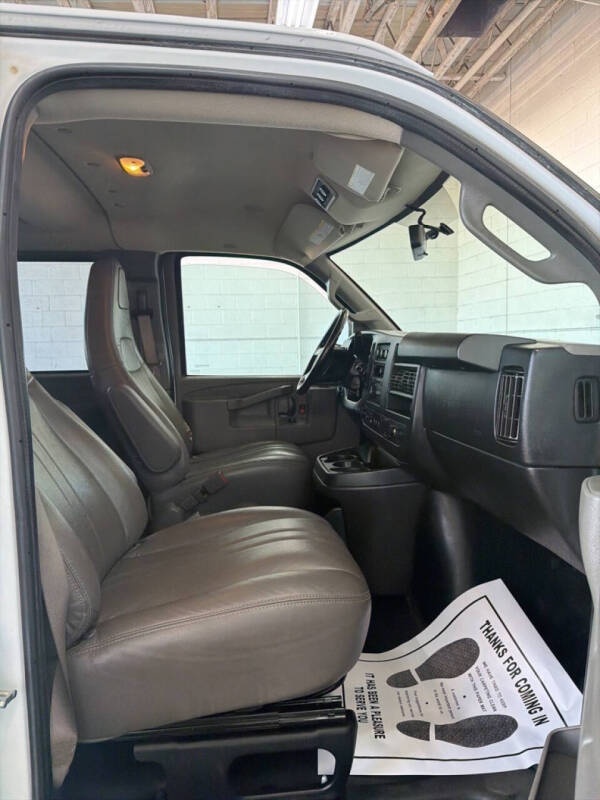 2017 Chevrolet Express LS 3500