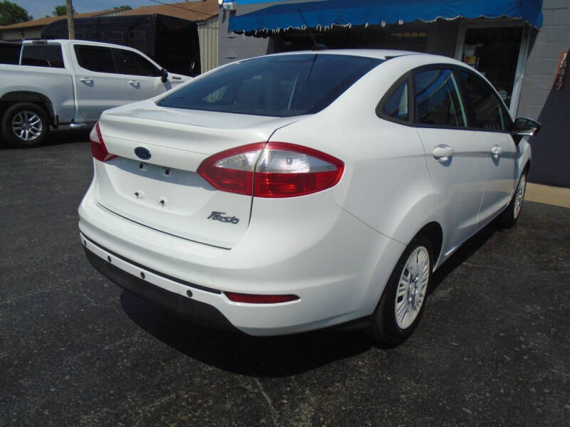 2014 Ford Fiesta S