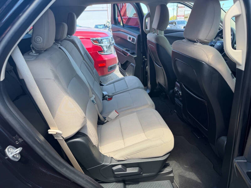 2020 Ford Explorer