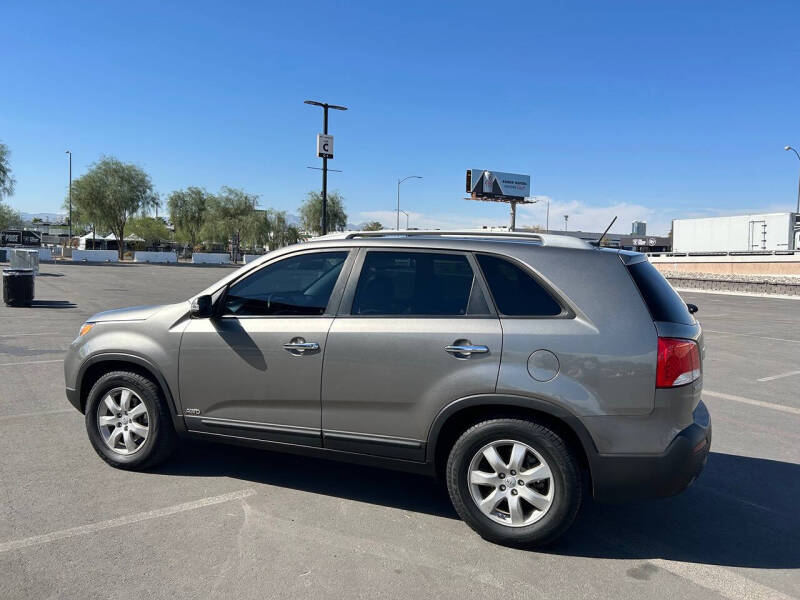 2013 Kia Sorento LX