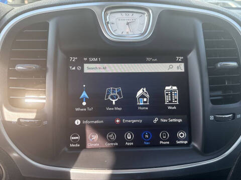 2018 Chrysler 300 Touring L