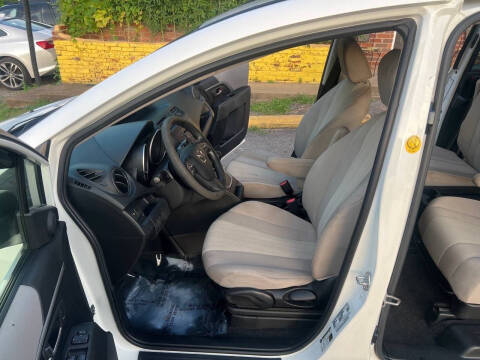 2015 Mazda MAZDA5 Sport