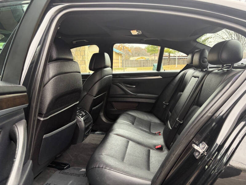 2012 BMW 5 Series 550i