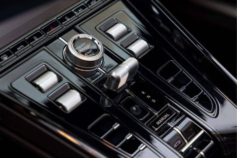 2025 Aston Martin DB12 Volante