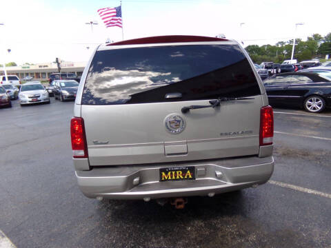 2005 Cadillac Escalade