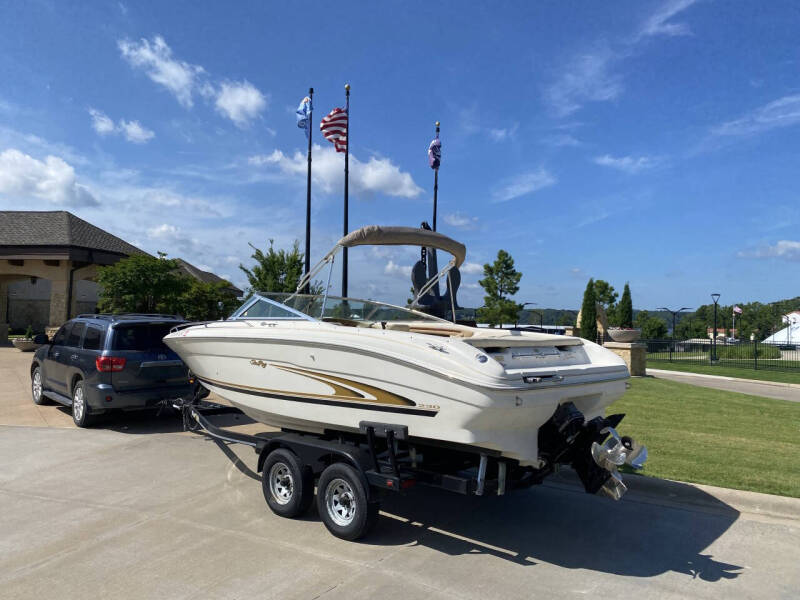 2004 Sea Ray 270