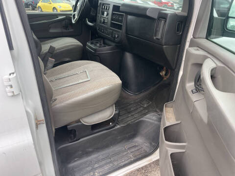 2015 Chevrolet Express LT 3500