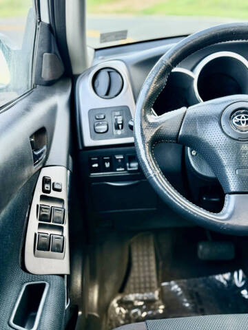 2005 Toyota Matrix XR