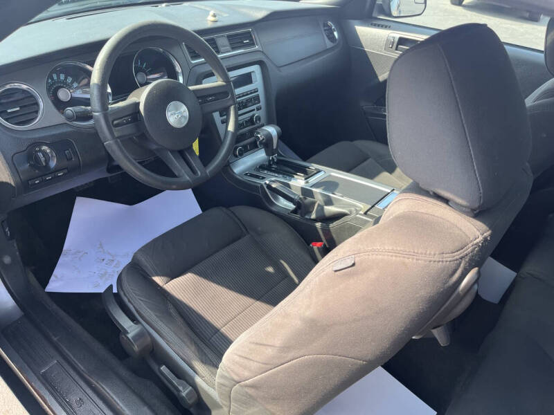 2011 Ford Mustang V6