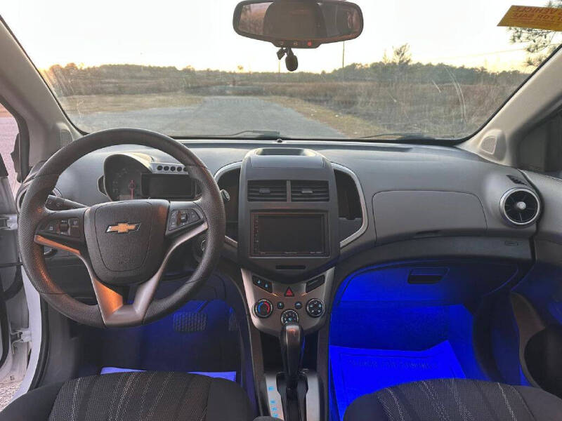 2015 Chevrolet Sonic LT Auto