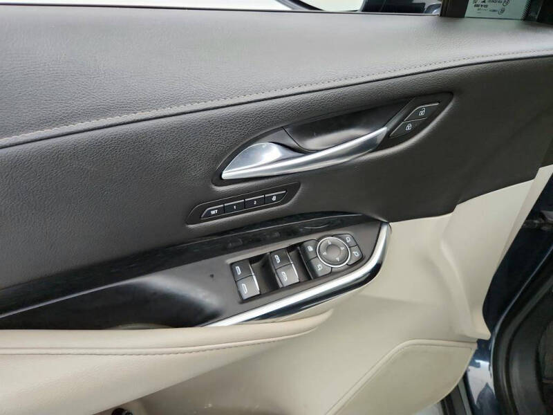 2019 Cadillac XT4 Premium Luxury