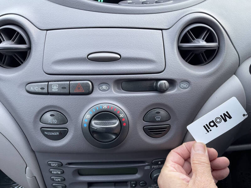 2000 Toyota Platz Echo