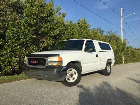2002 GMC Sierra 1500 for sale at VICTORY LANE AUTO SALES in Port Richey FL