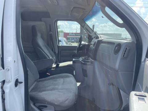 2010 Ford E-Series E-250