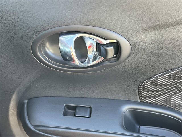 2017 Nissan Versa 1.6 SV