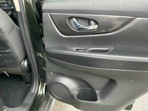 2020 Nissan Rogue SV