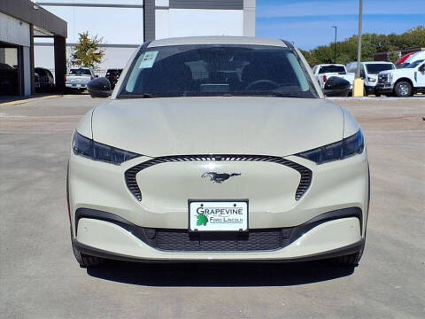 2025 Ford Mustang Mach-E Select