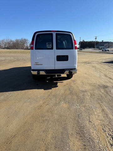2024 Chevrolet Express 2500