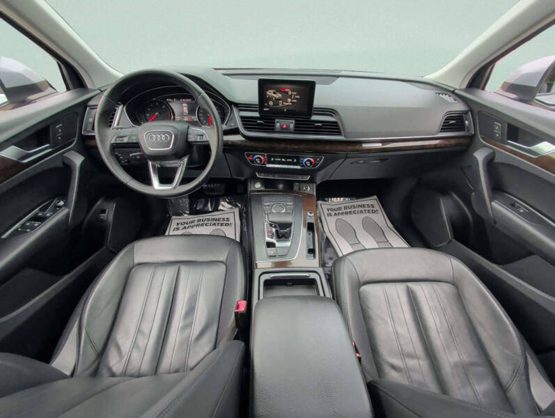 2019 Audi Q5 quattro Premium 45 TFSI