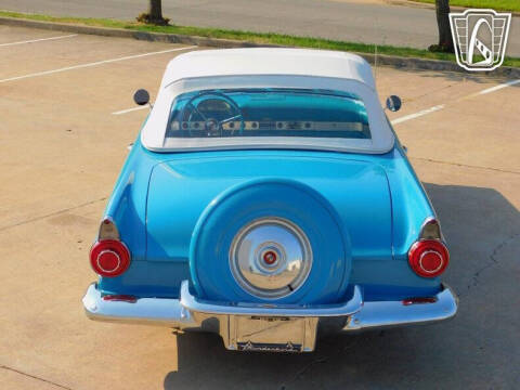 1956 Ford Thunderbird