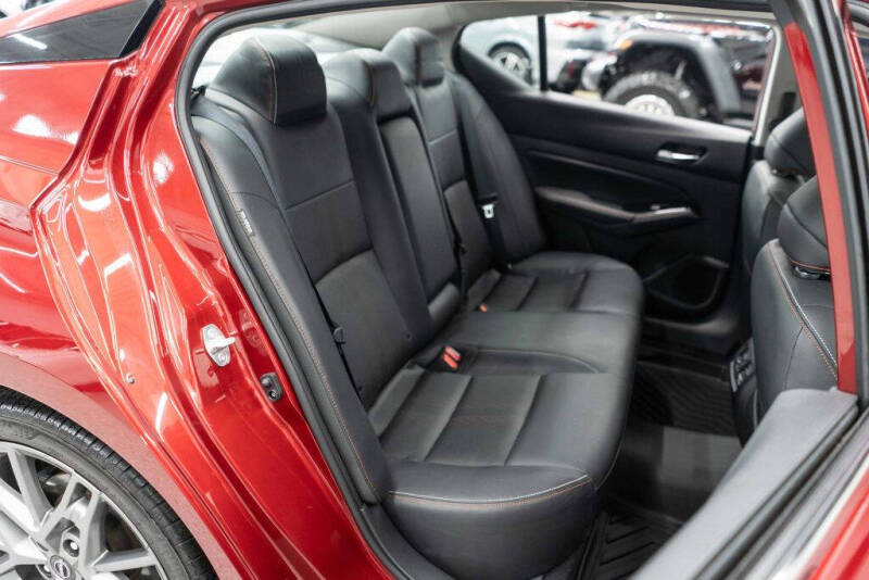 2023 Nissan Altima 2.0 SR