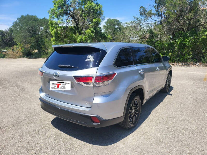 2015 Toyota Highlander LE