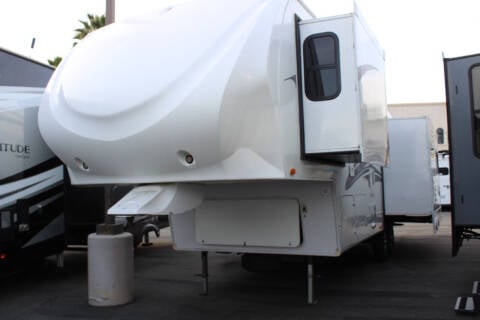 2010 Heartland Sundance 3200RE for sale at Rancho Santa Margarita RV in Rancho Santa Margarita CA