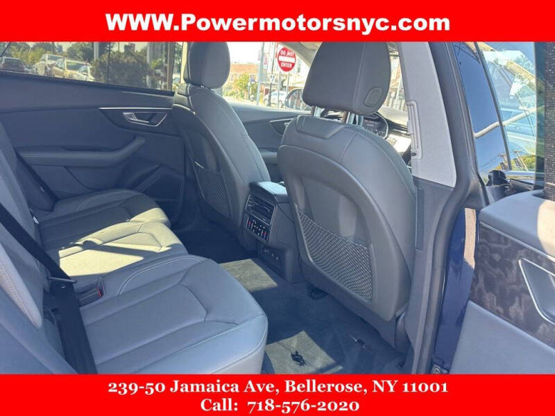 2022 Audi Q8 quattro Premium Plus 55 TFSI