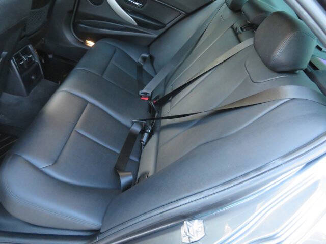 2018 BMW 3 Series 320i xDrive