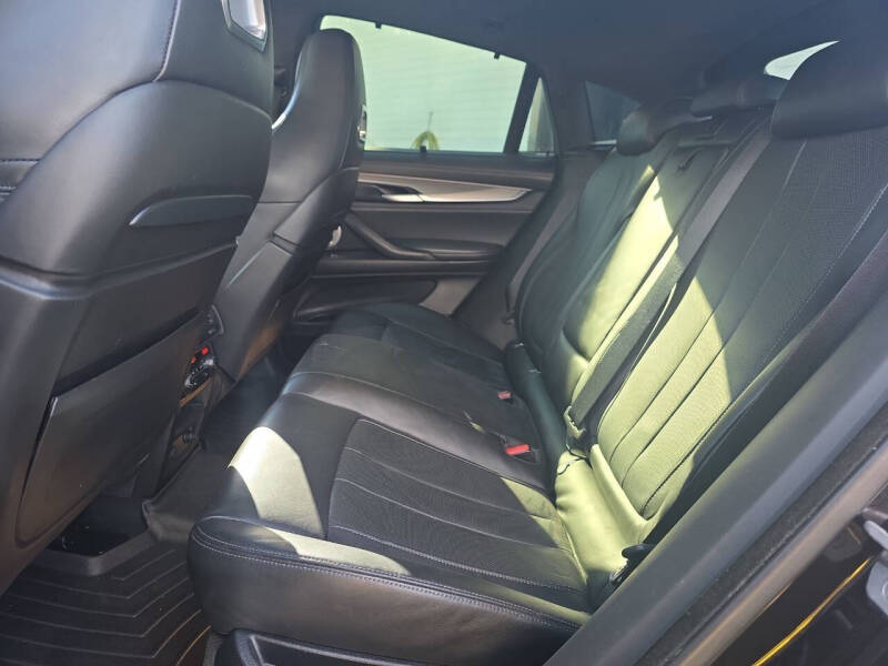 2016 BMW X6 M
