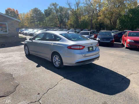 2016 Ford Fusion SE