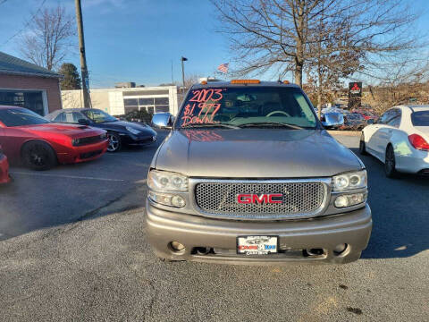 2003 GMC Sierra 1500 Denali