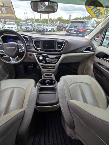 2019 Chrysler Pacifica Touring L