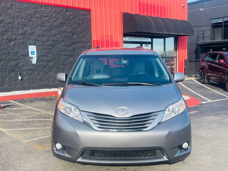 2017 Toyota Sienna