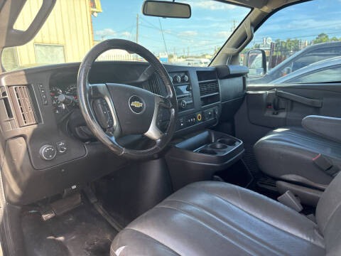 2017 Chevrolet Express 2500