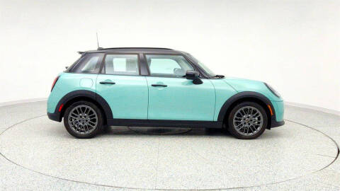 2025 MINI Hardtop 4 Door