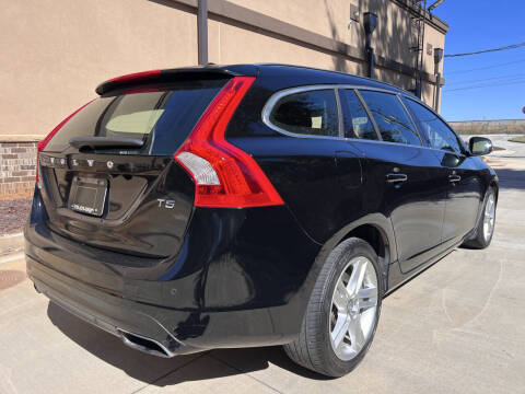 2015 Volvo V60 T5 Drive-E Platinum