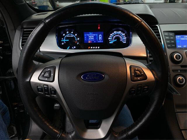 2014 Ford Taurus SEL