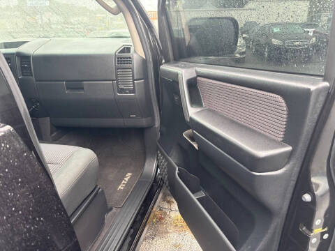 2010 Nissan Titan XE