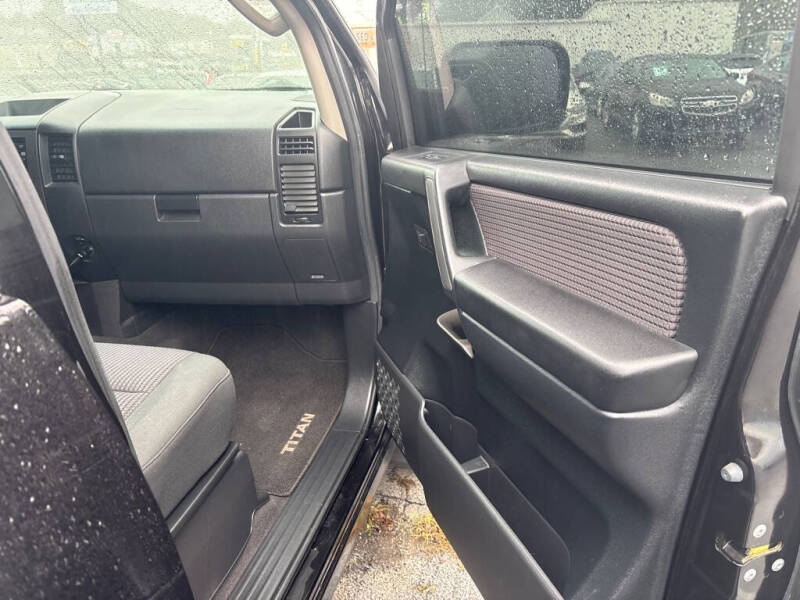 2010 Nissan Titan XE