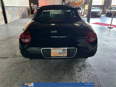 2005 Ford Thunderbird Deluxe