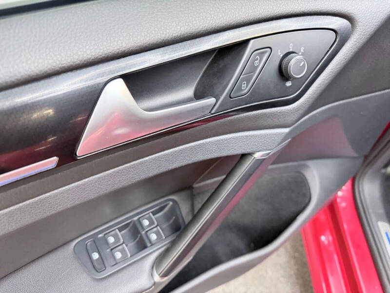 2016 Volkswagen Golf R