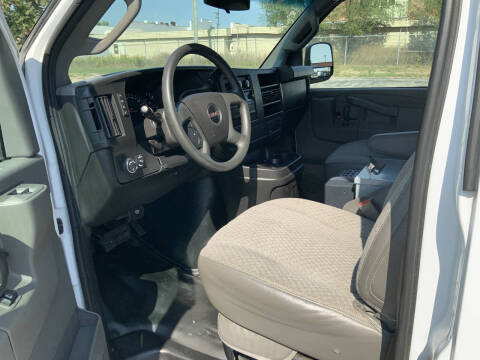 2017 GMC Savana 3500