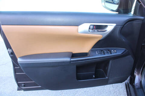 2013 Lexus CT 200h