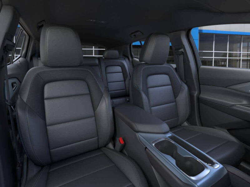 2026 Chevrolet Equinox EV LT 2