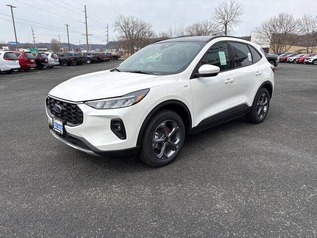 2026 Ford Escape Hybrid ST-Line Select