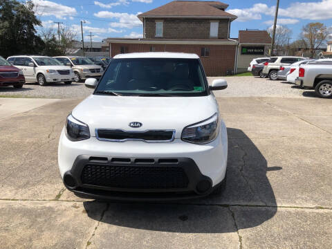 2015 Kia Soul for sale at ADKINS PRE OWNED CARS LLC in Kenova WV