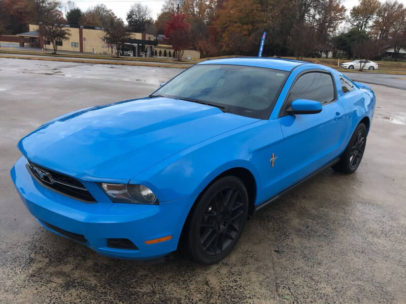 2012 Ford Mustang for sale at Global Imports of Dalton LLC in Dalton GA