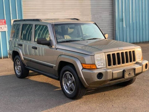 2006 Jeep Commander for sale at Bright Star Motors in Tacoma WA