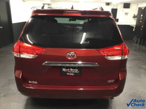 2011 Toyota Sienna Limited 7-Passenger